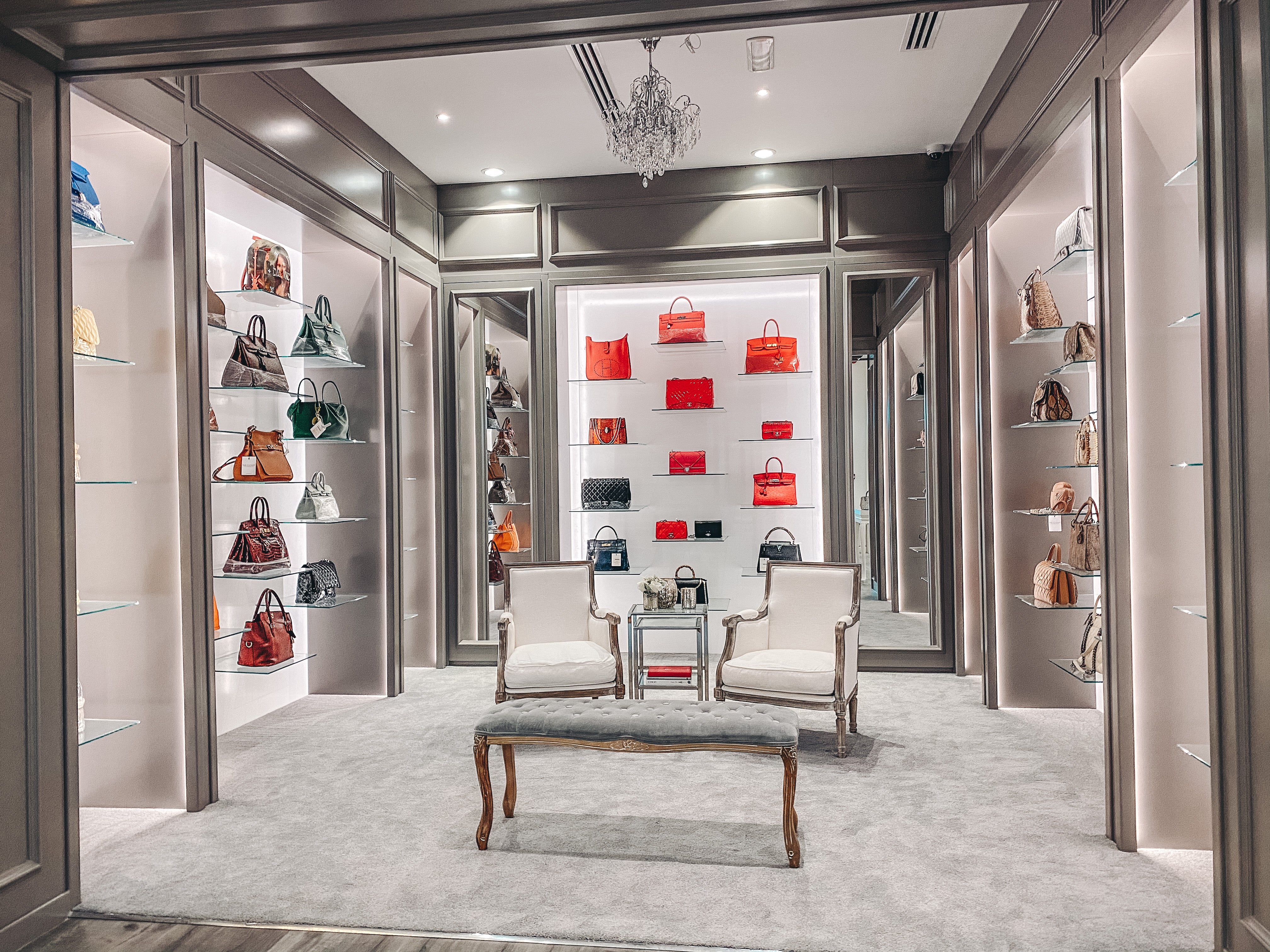 THE CLOSET | Town Centre - Buying & Selling Authentic Luxury Brands Since 2010
