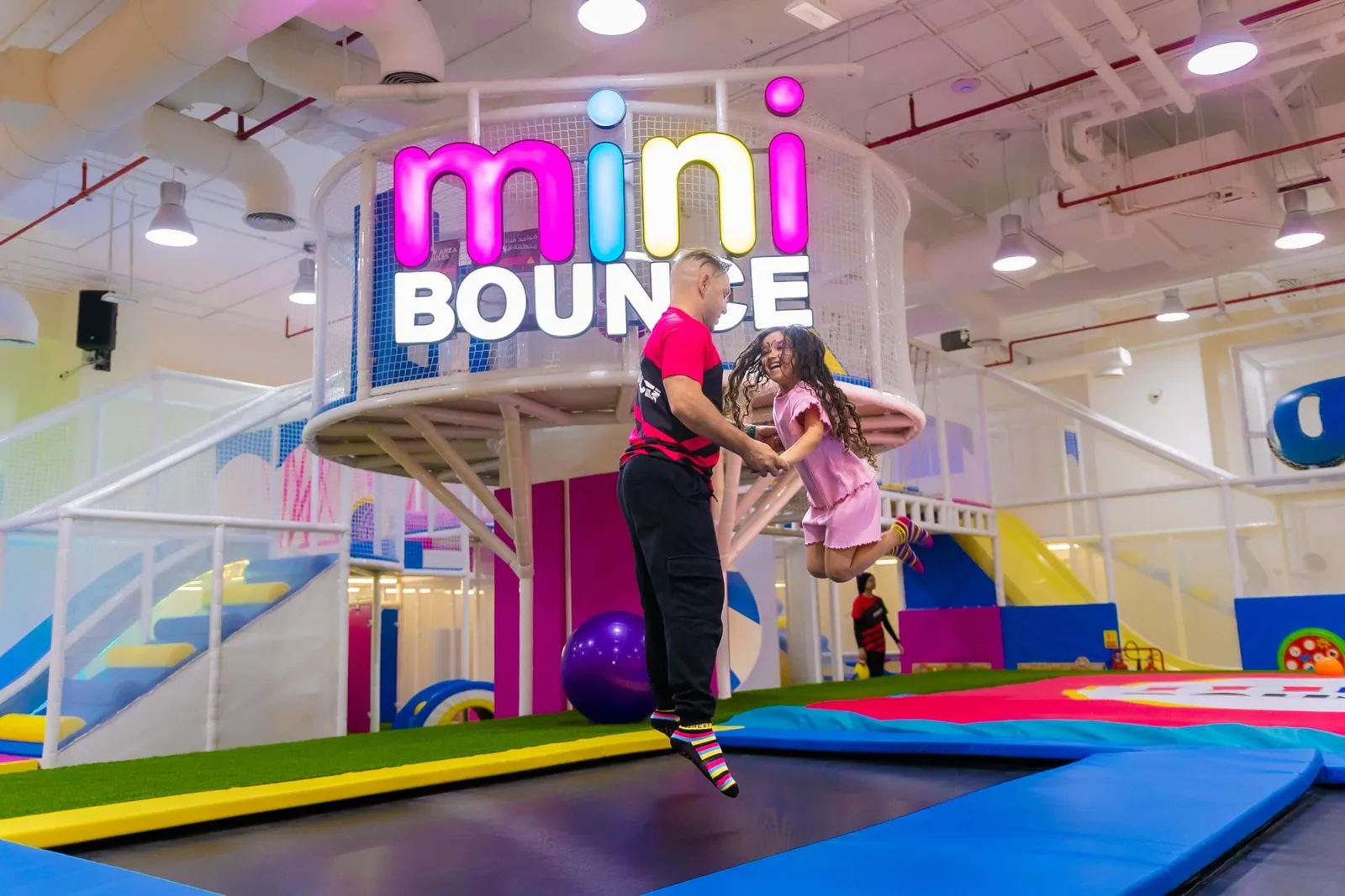 miniBOUNCE Springs Souk