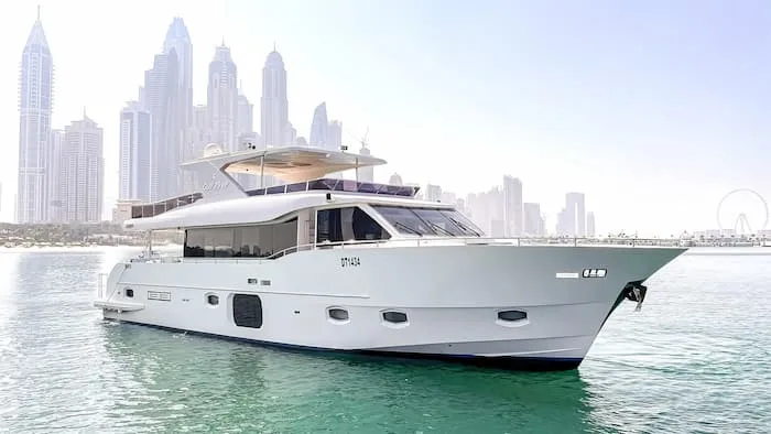 Gold's Yacht - Yachts and Boats Rental in Dubai