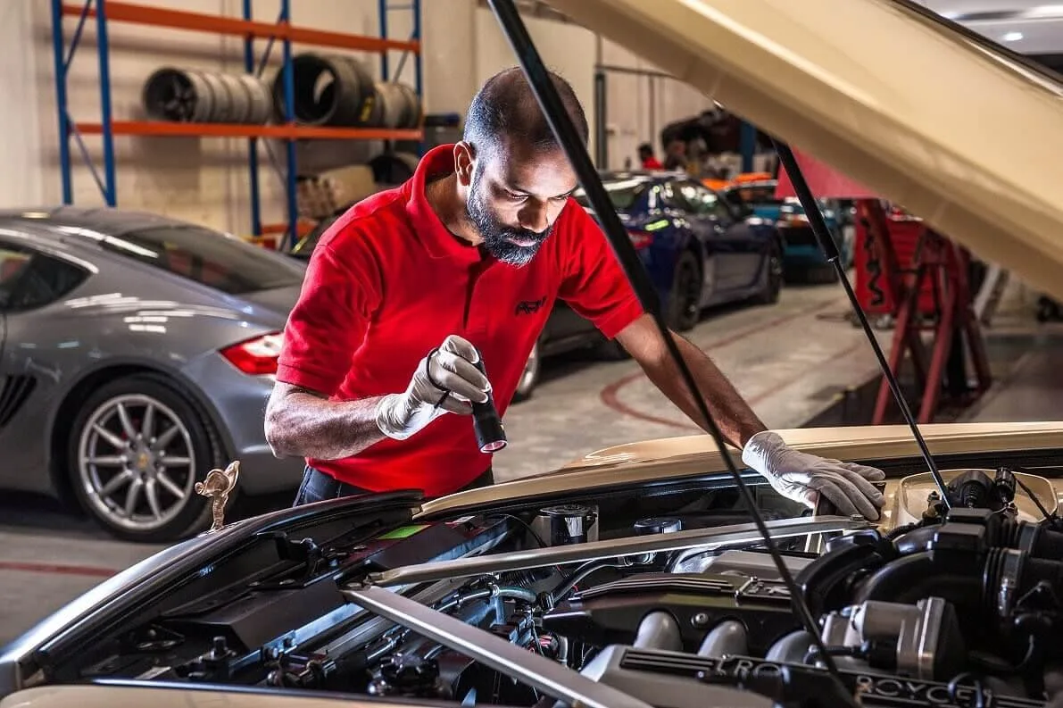 971 Auto Garage - Top Car Garage Dubai