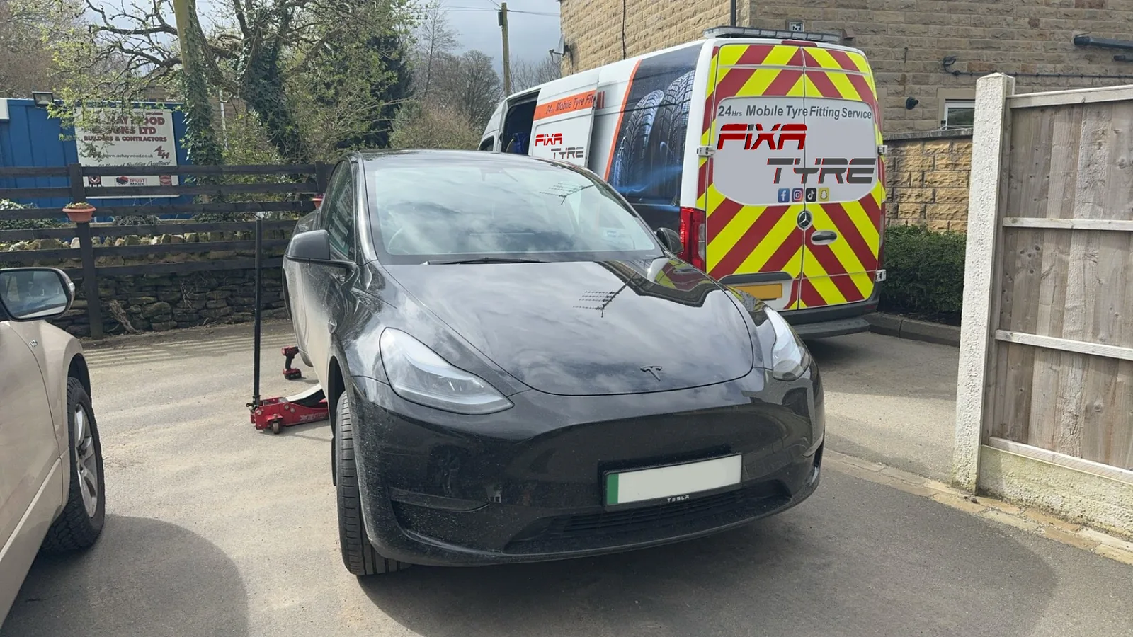 FIX A Tyre | Mobile Tyre Service Dubai