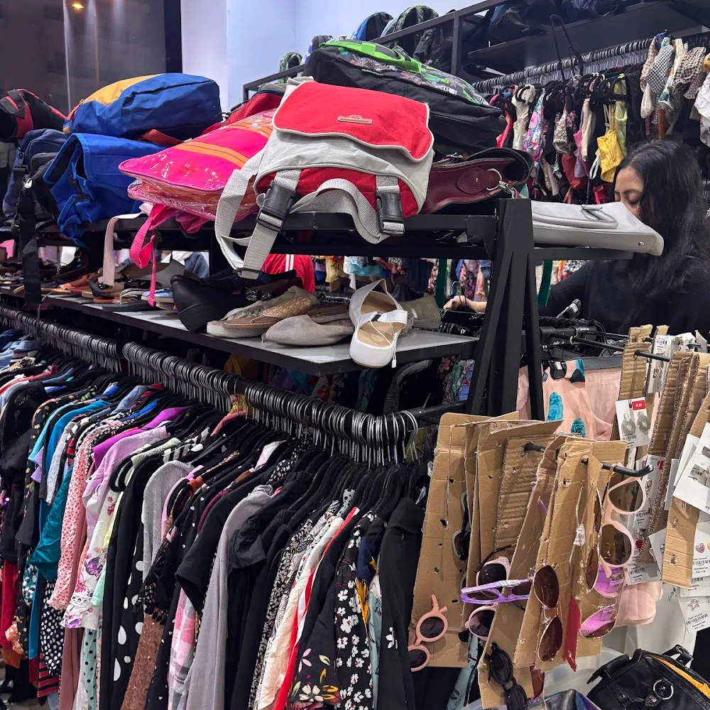 Thrift Bazaar Al Rigga
