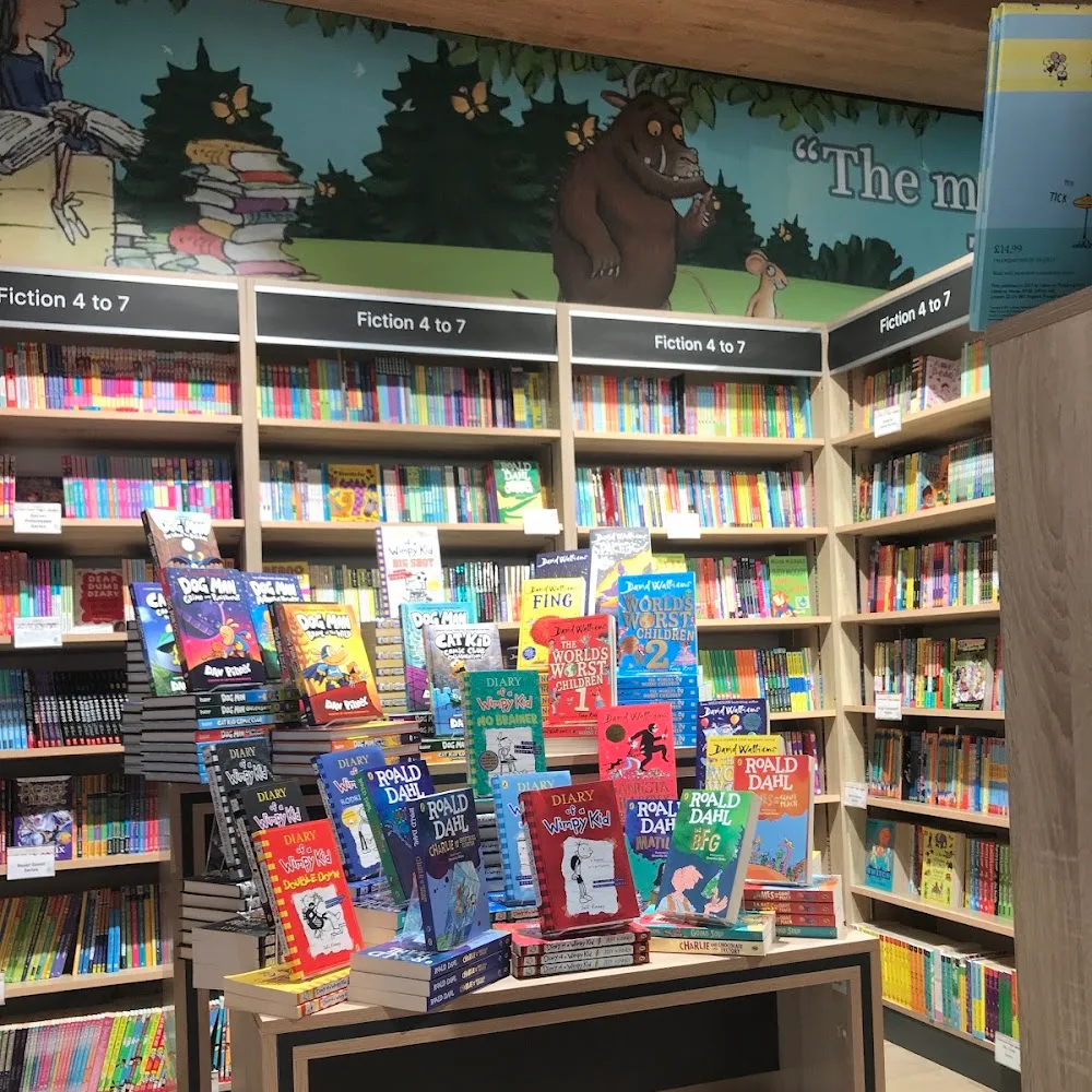 Magrudy's Bookshop Jumeirah road