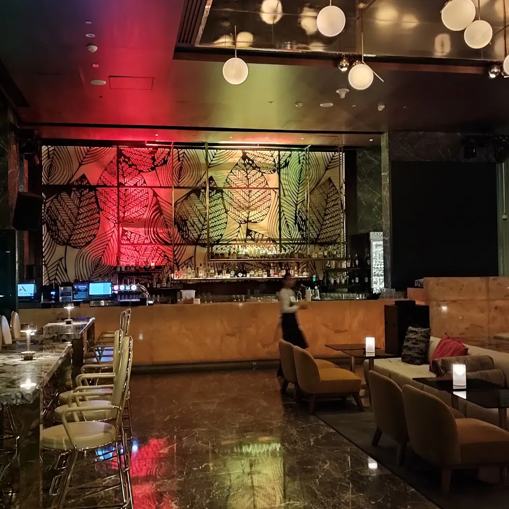 TT - Rooftop Bar