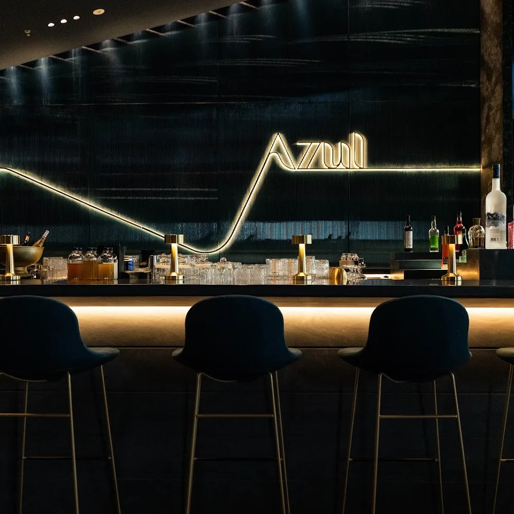 Azul Bar & Lounge
