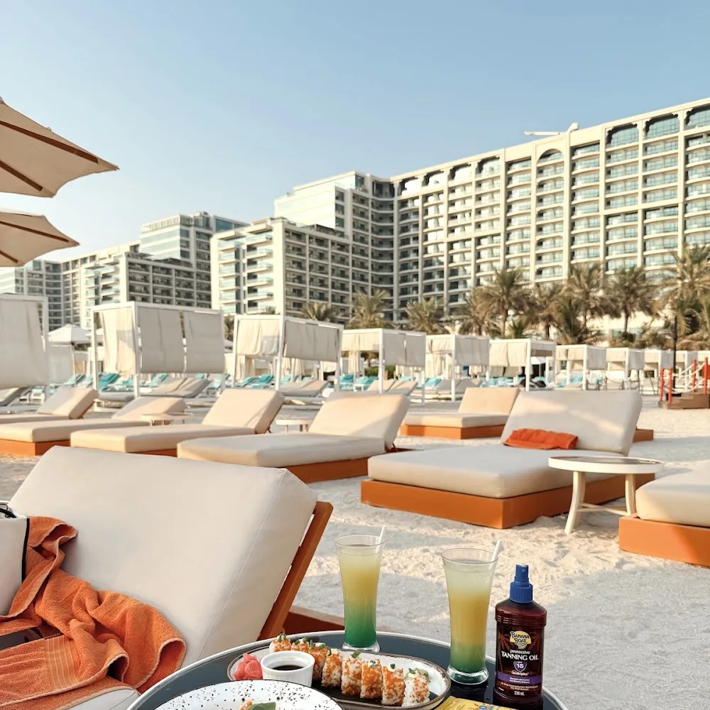 Orange Chameleon Restaurant and Lounge
