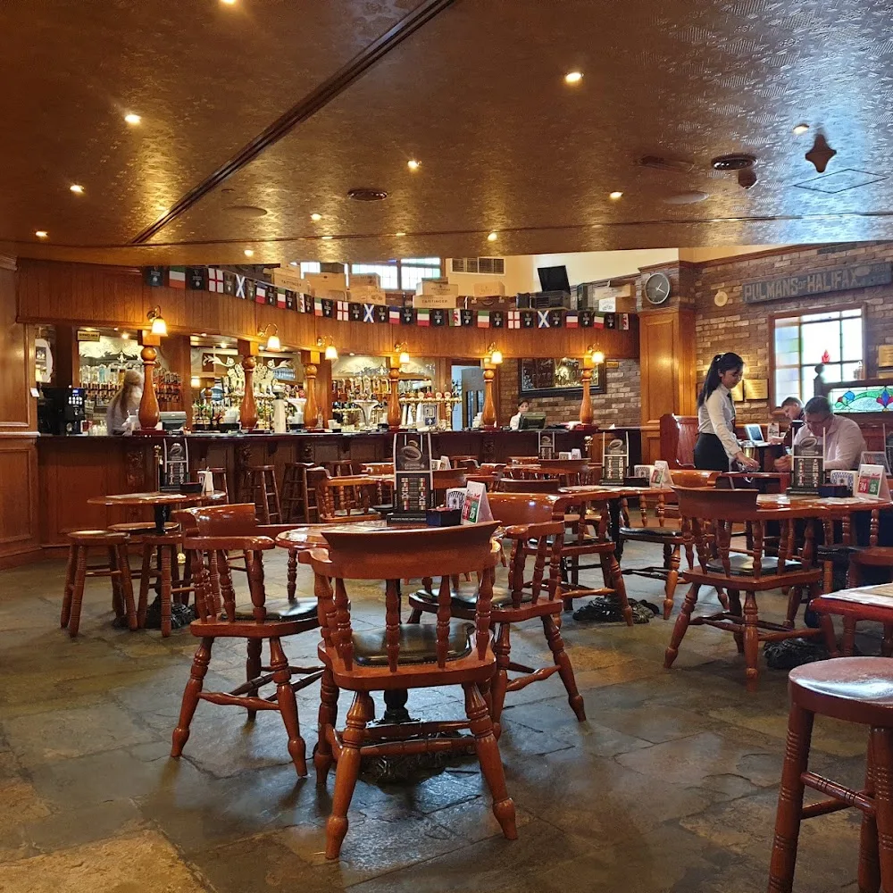 Crown & Lion The English Pub