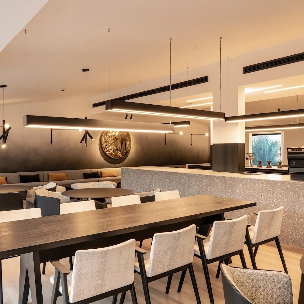 The Grey Al Wasl - Coffee Lounge & Bar