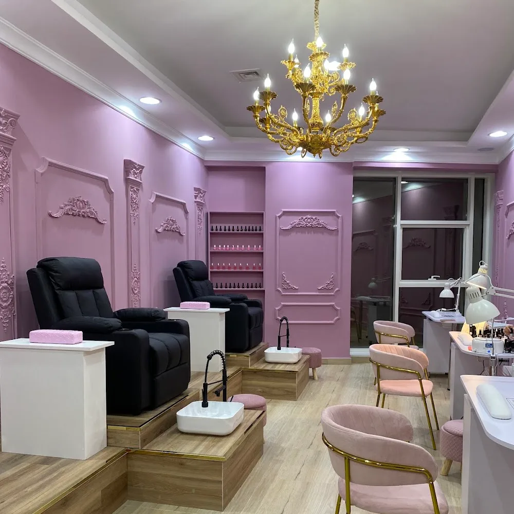 Foxy Lane Russian Nail Studio