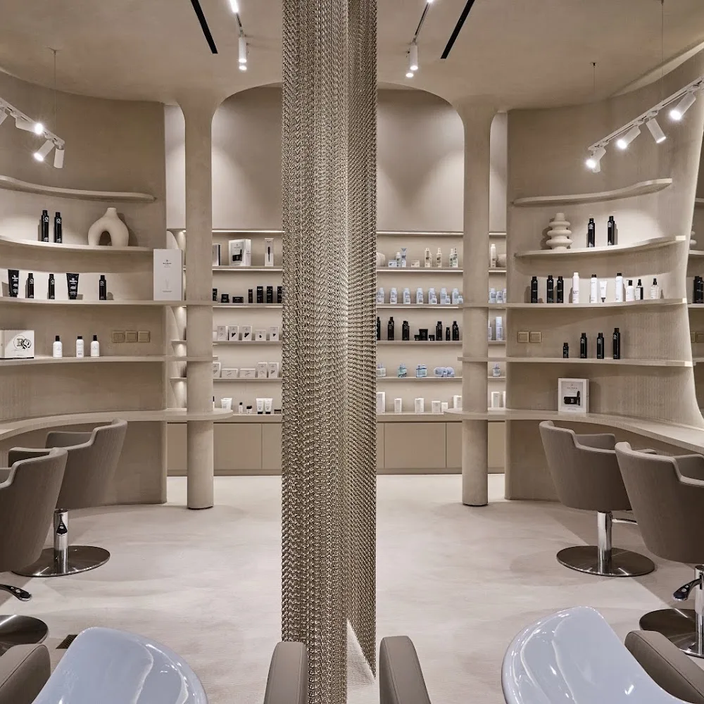 PRO Nails & Beauty Studio - Dubai Mall Zabeel