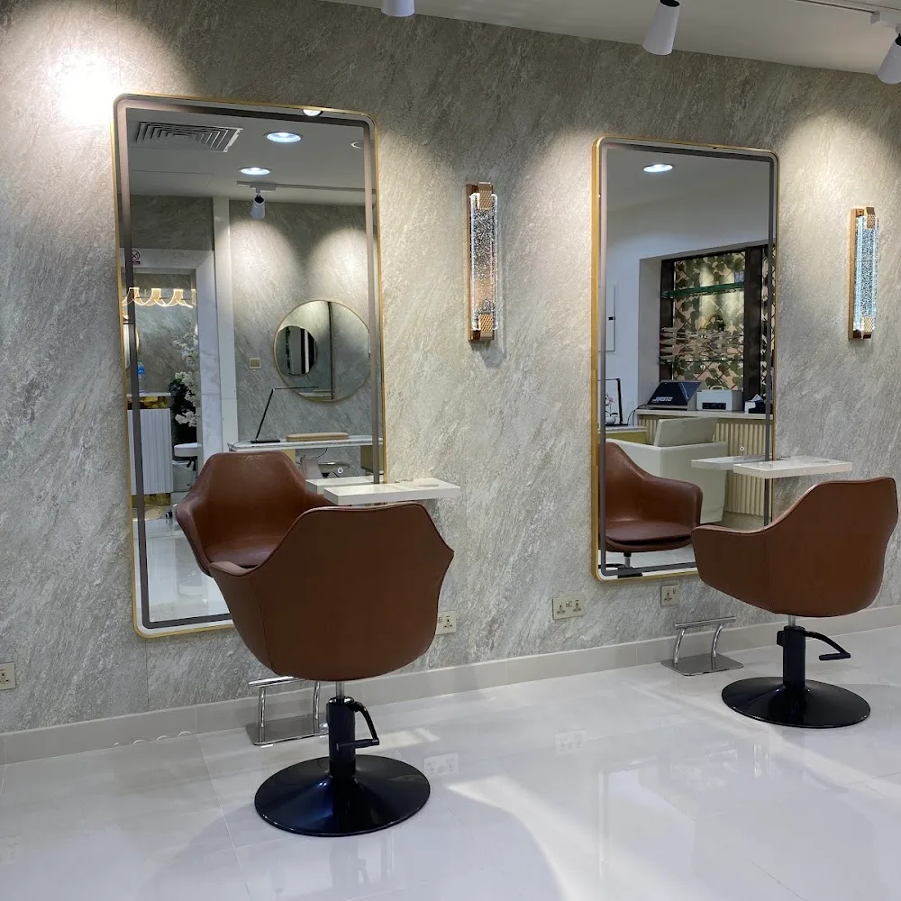 Le Michel Salons Bur Dubai