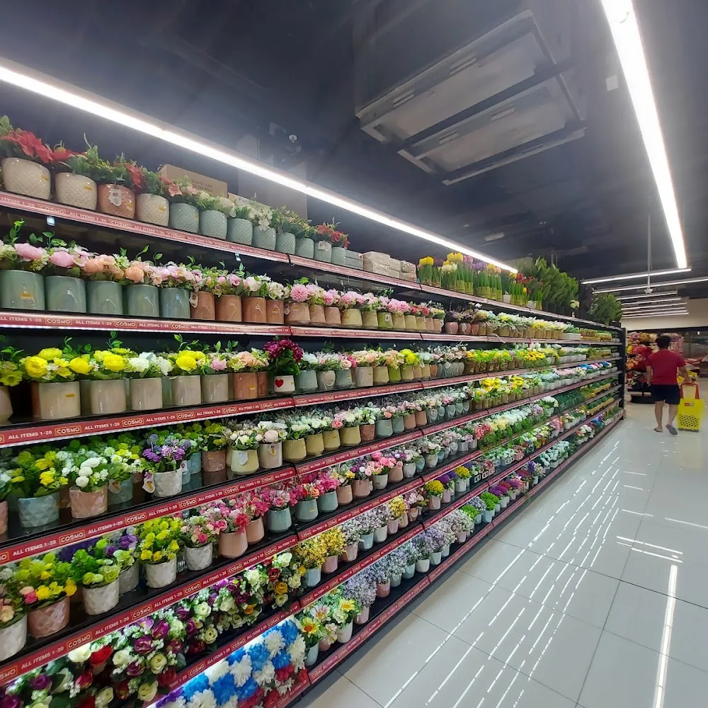 Nesto Hypermarket - Al Warsan