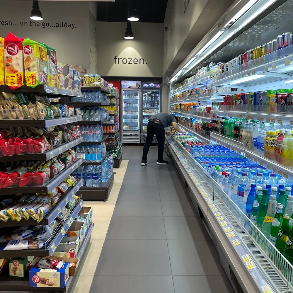allday minimart Dubai Mall