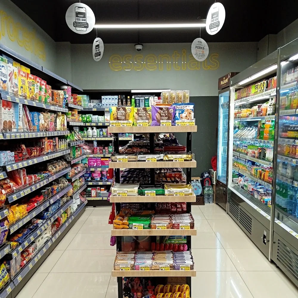allday minimart IBIS Hotel