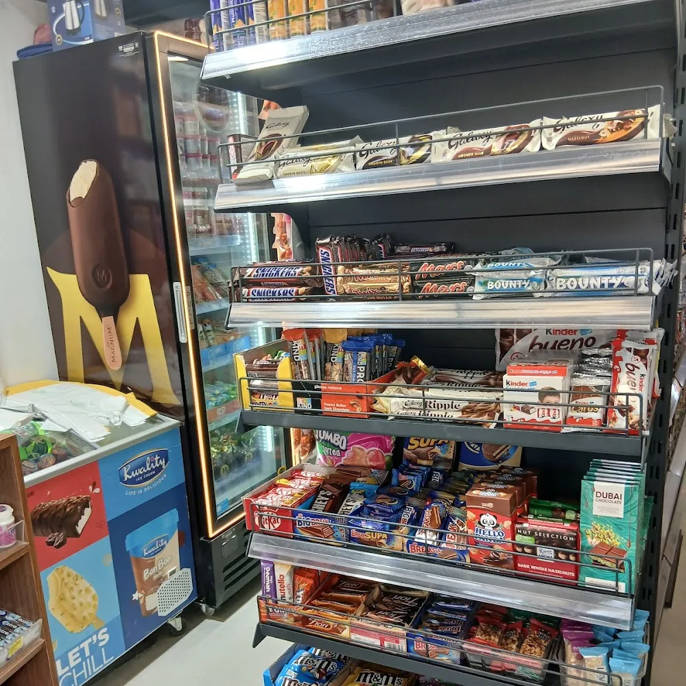 Trolley for mini mart L.L.C