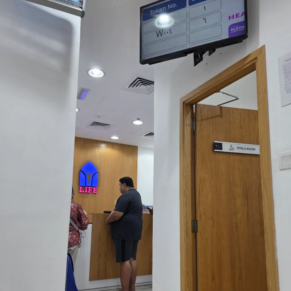 Life GP Clinic - Deira, Muraqabat