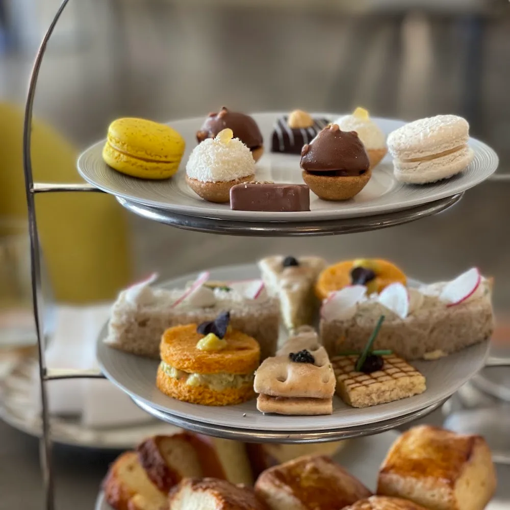 CHOIX Patisserie and Restaurant par Pierre Gagnaire