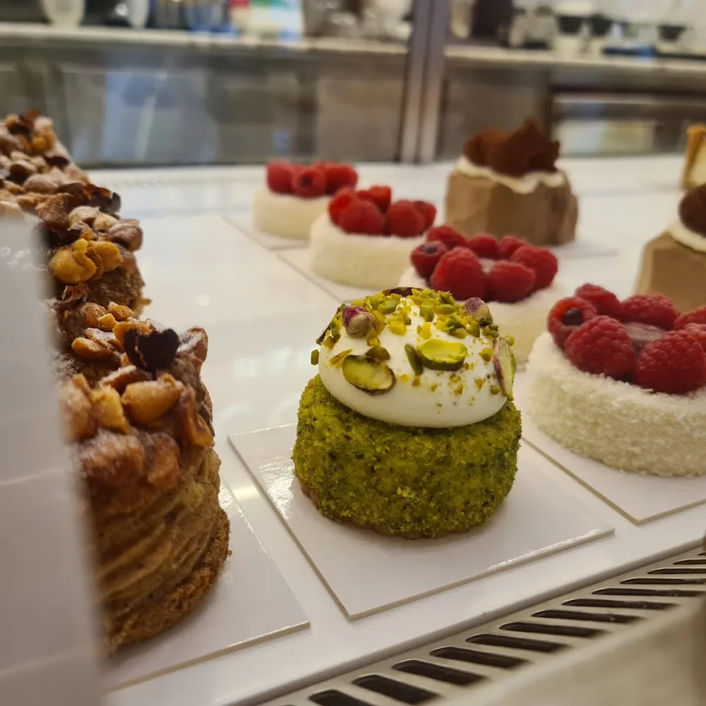 Yann Couvreur Pâtisserie - Dubai Mall