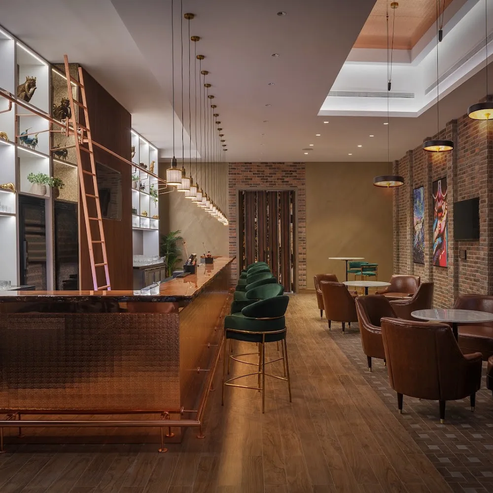 Melrose Bar & Lounge
