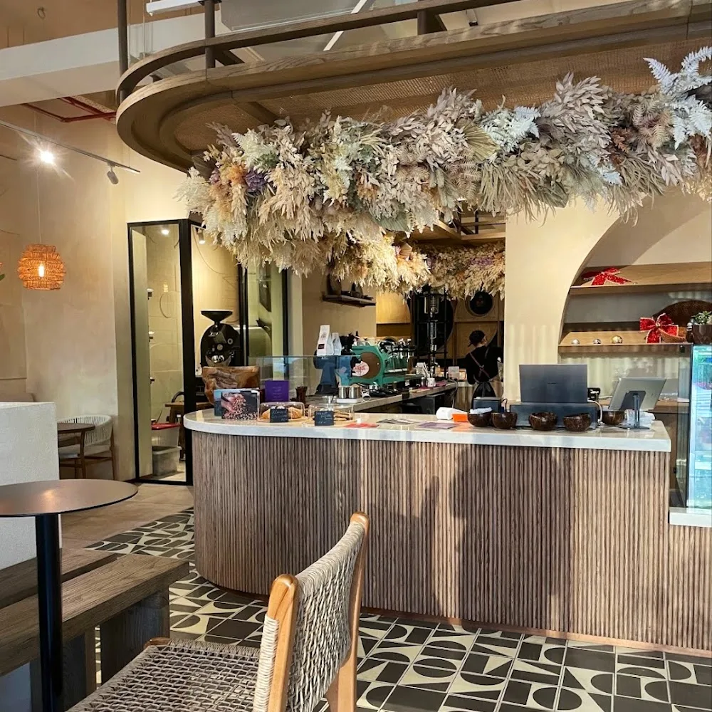 Tulua cafe & roastery