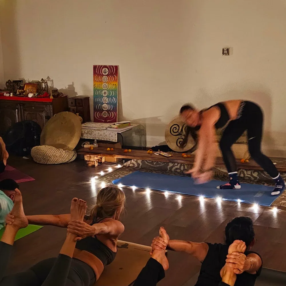 TATTVA YOGA ASHRAM