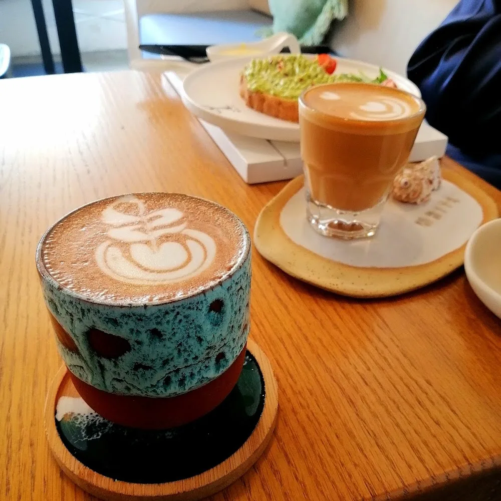 White cafe