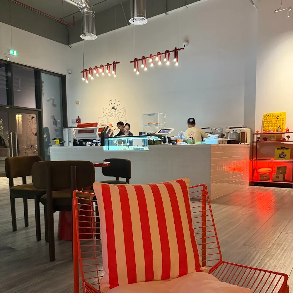 Cozy Studio Cafe