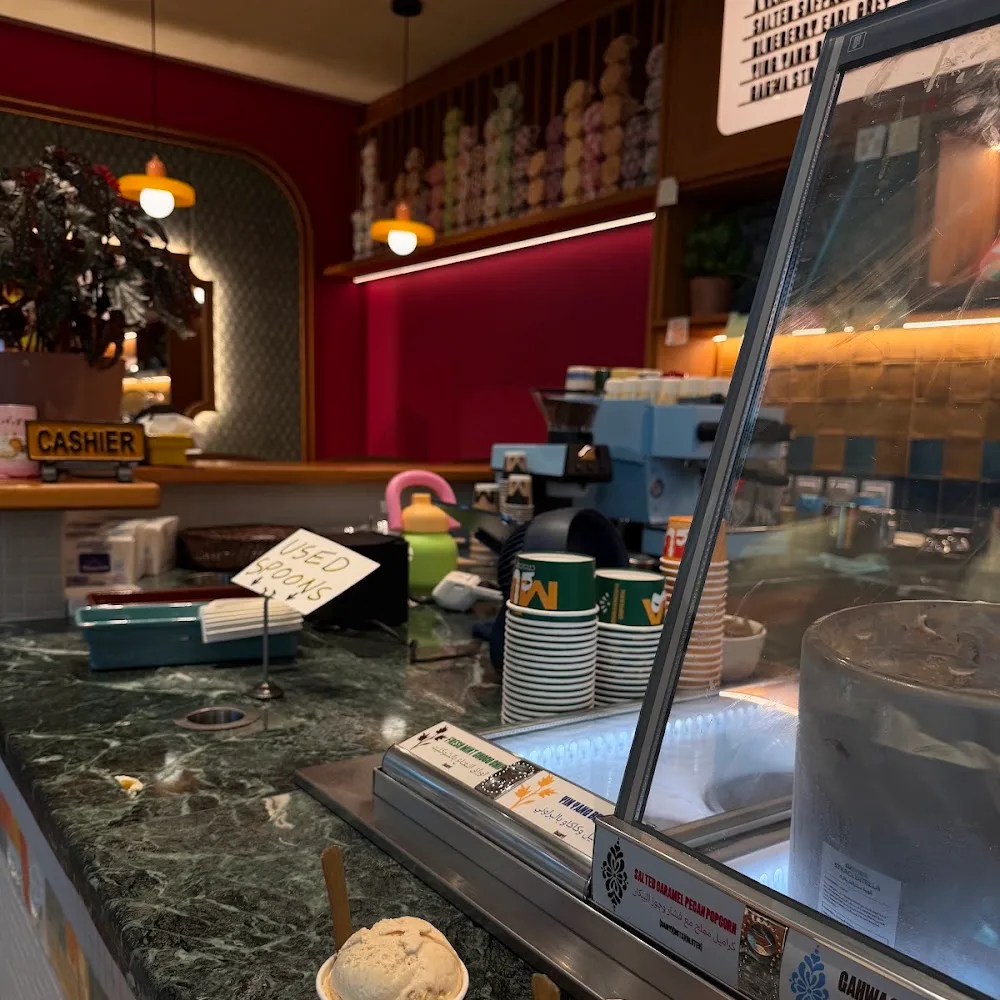 Mina Creamery