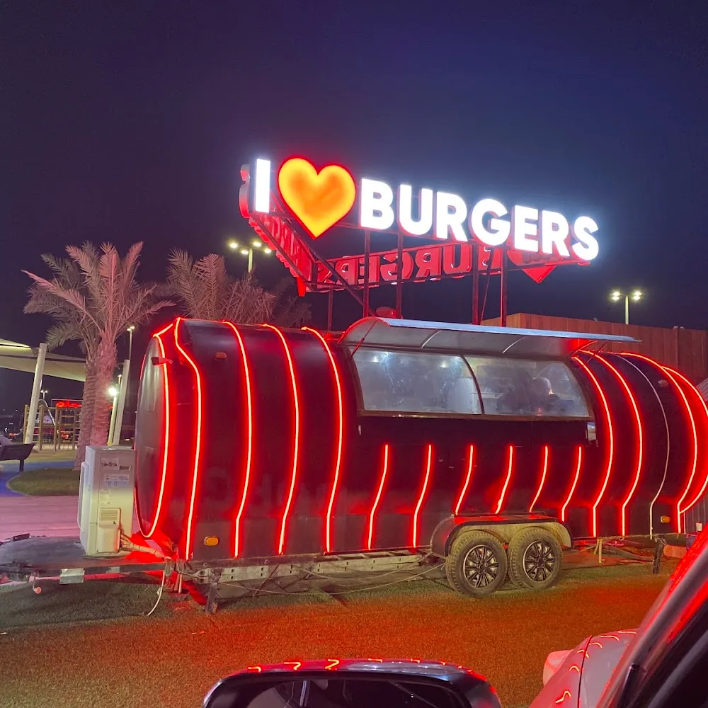 I love burgers Al Raha Food Truck