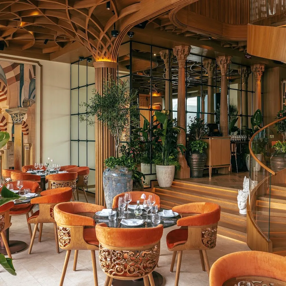 Besar Restaurant Bluewaters Dubai