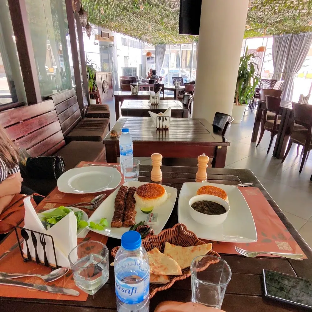 Narestan Restaurant & Cafe