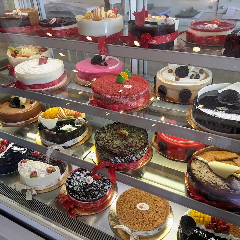 Lareen Sweets Al Barsha حلويات لارين البرشا
