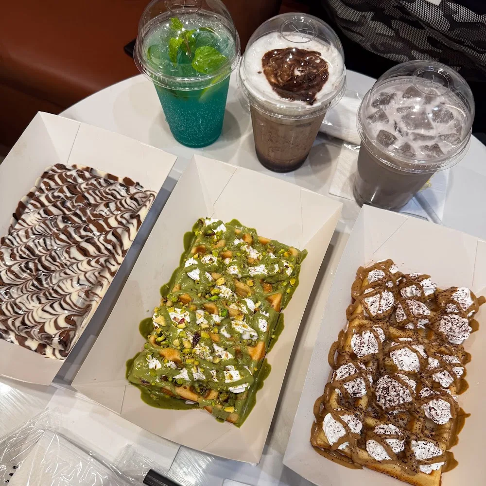Waffle Zone Cafe