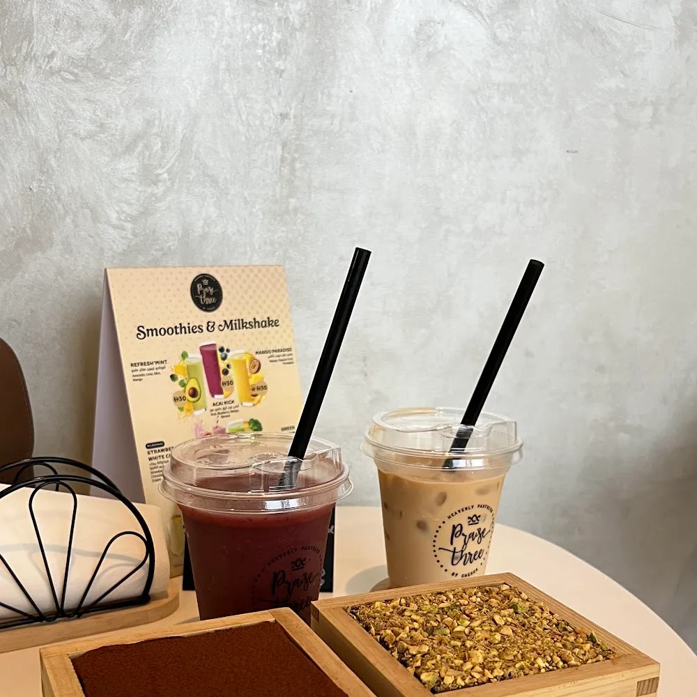 Praisethree Dreamcake Café