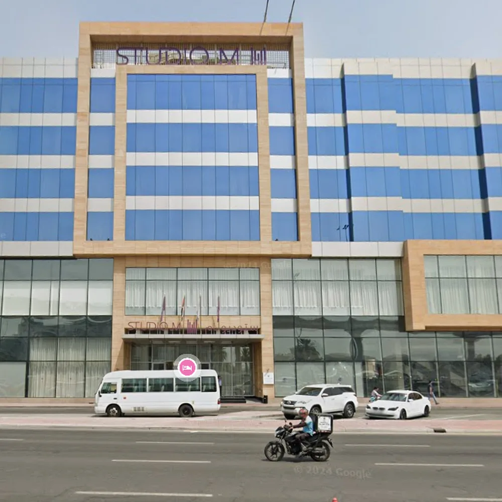 Nesto Hypermarket - Hor Al Anz