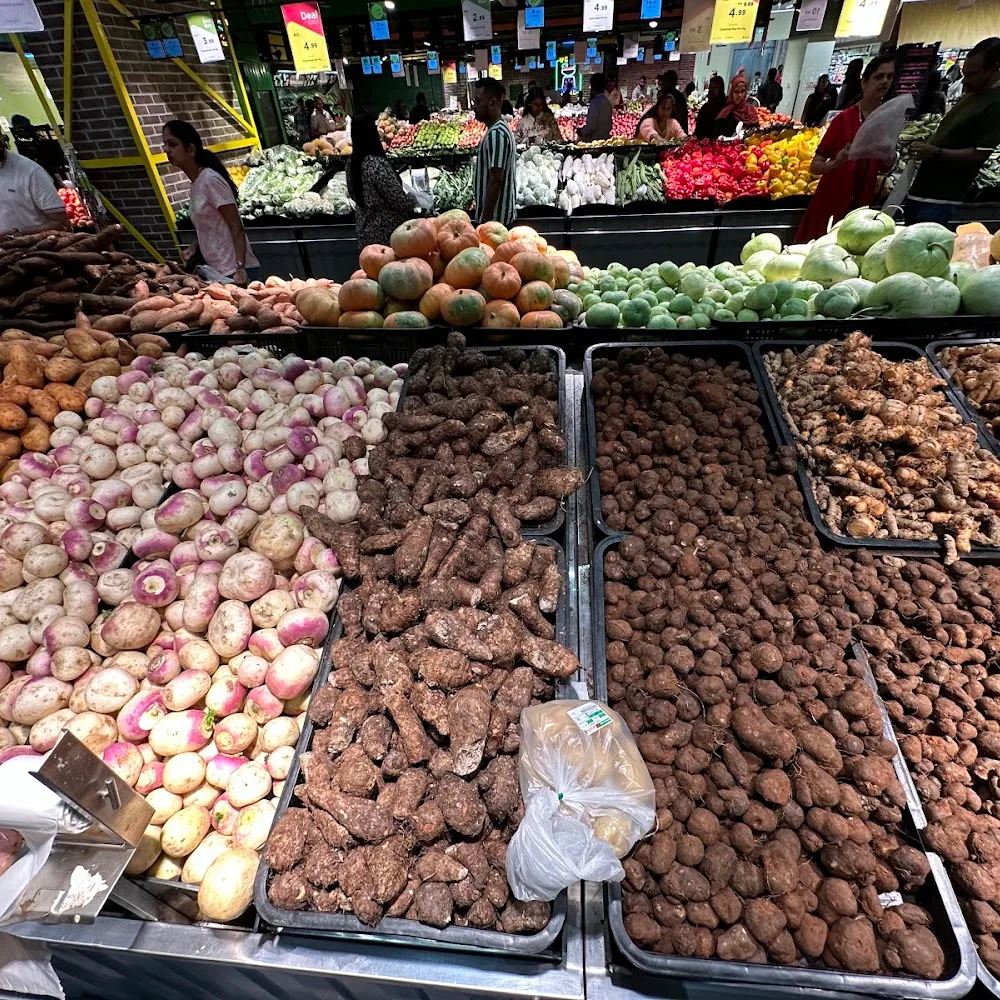 Nesto Hypermarket - Mia Mall