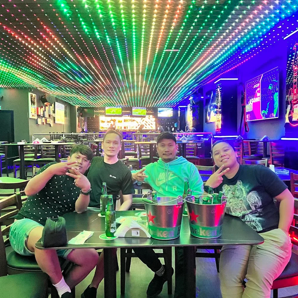 Hammer club by uncle sam