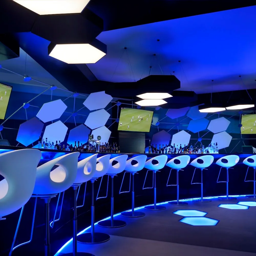 Blu Sky Lounge & Grill