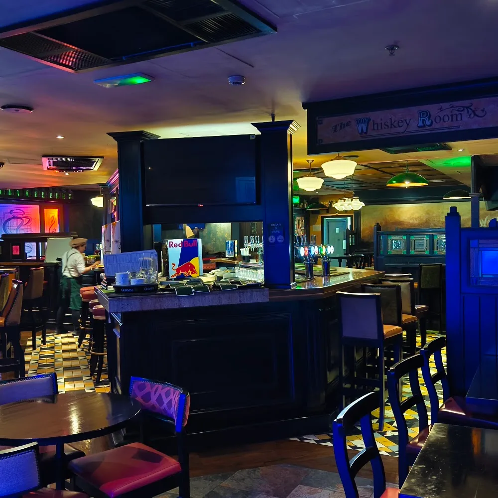 Fado Irish Pub & Restaurent