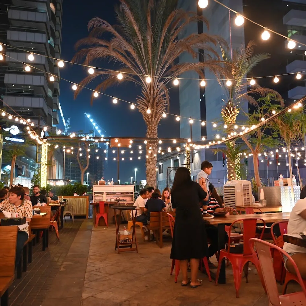 Dampa Seafood Grill - Dubai