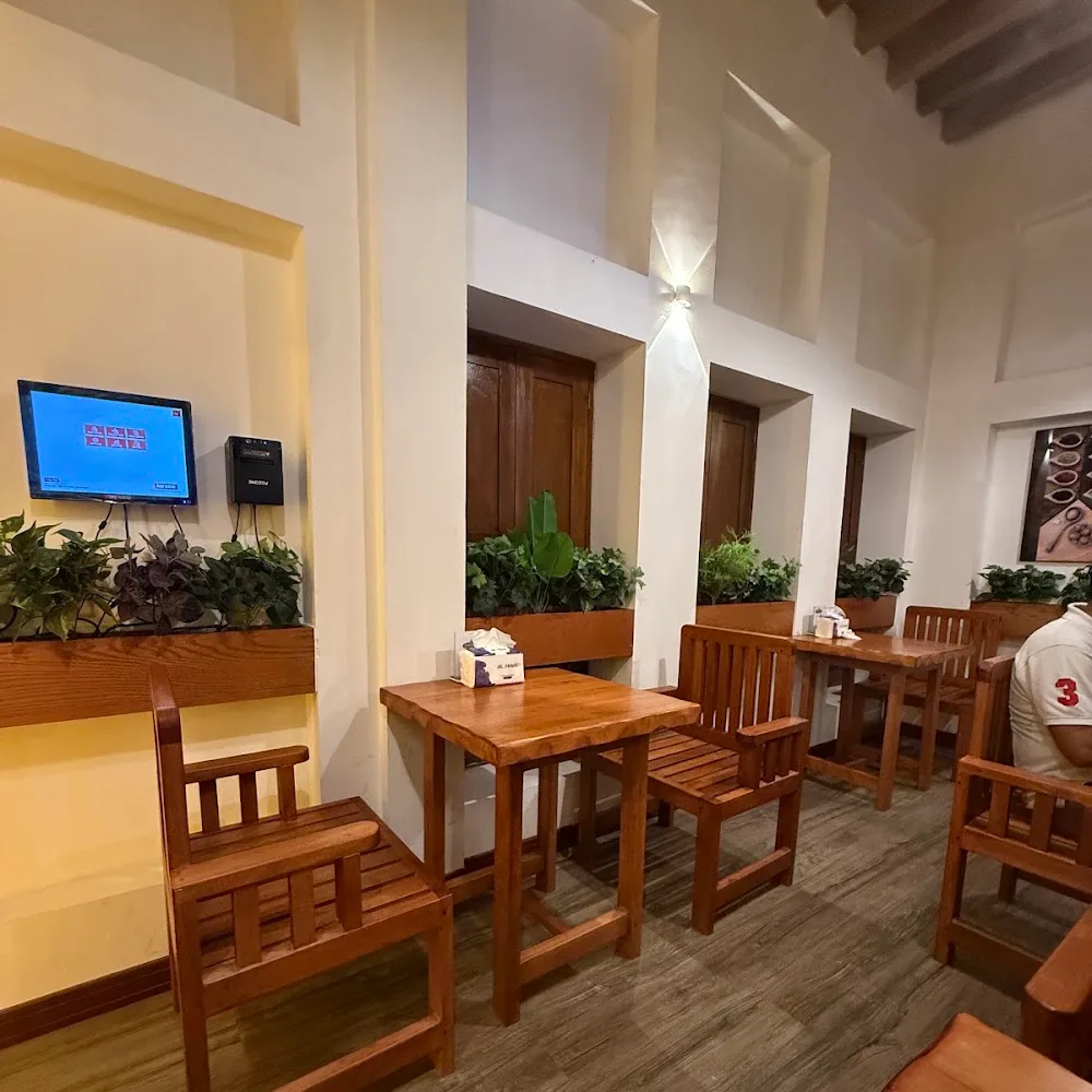 Desi Tadka Restaurant - Meena Bazar