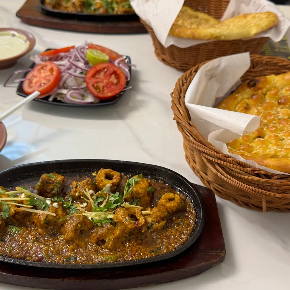 Tasty Dine Restaurant. Taste of Pakistan.