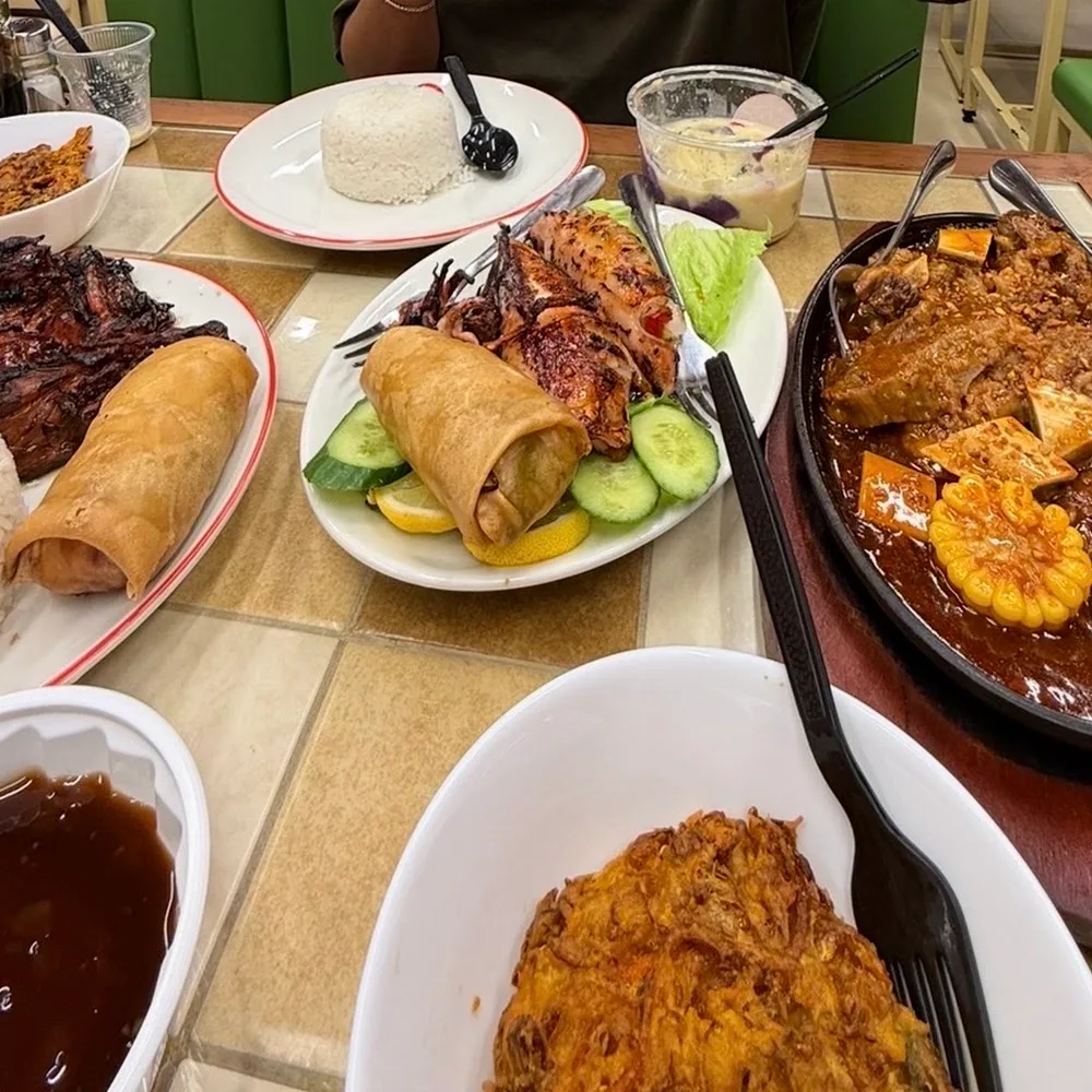 Hot Bowl Restaurant Burjuman