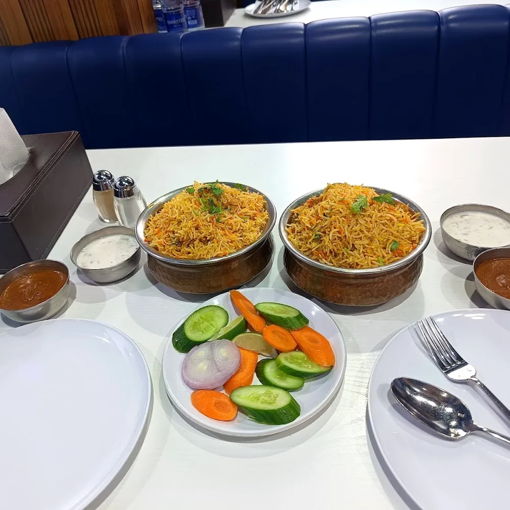 Everest 100 Restaurant
