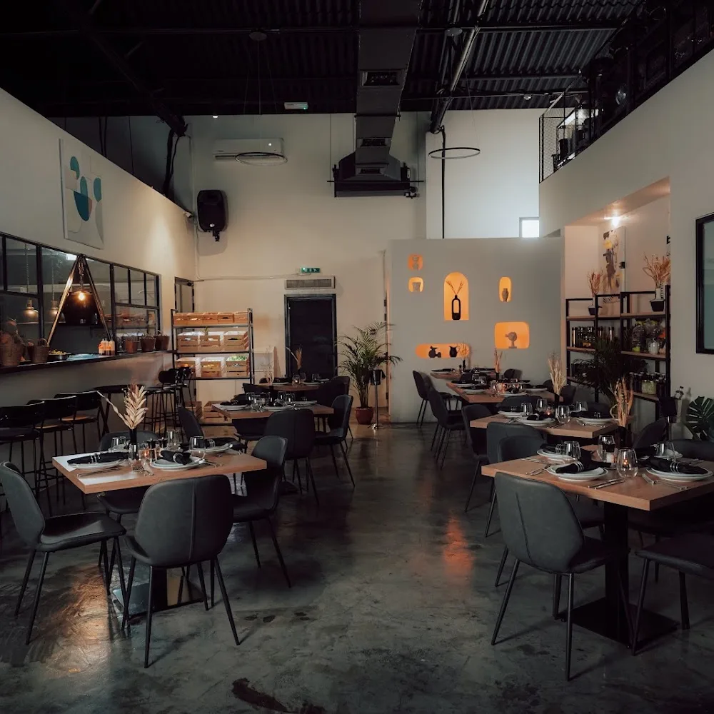 The Warehouse By Chef Sperxos