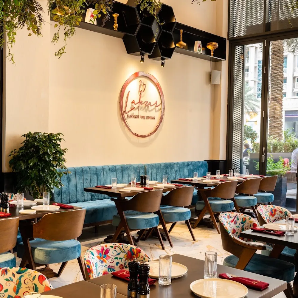 Lalezar Restaurant and Cafe