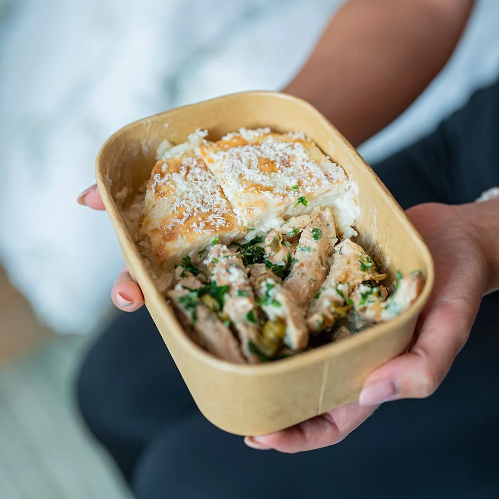 Meals on Me (MOM) - Al Quoz