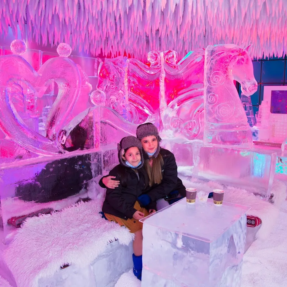 Chillout Ice Lounge