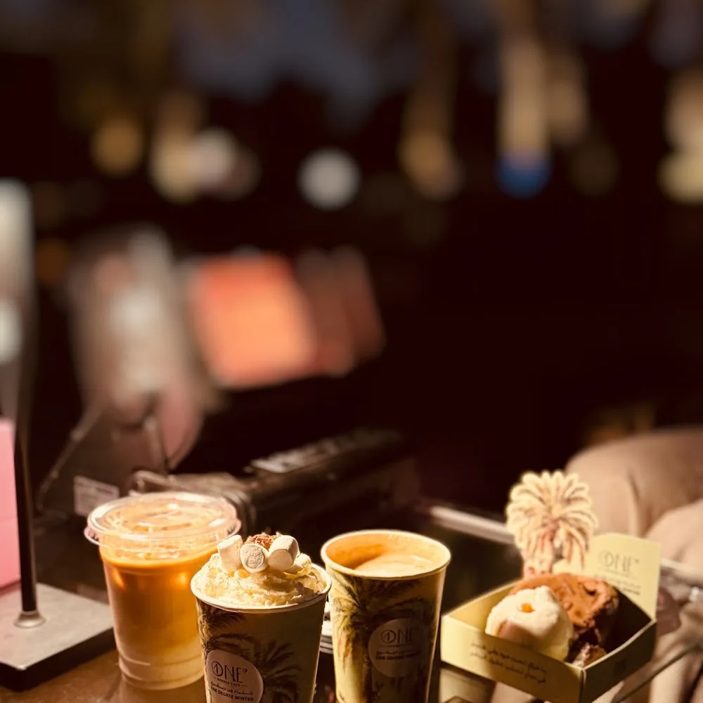 ONE DEGREE WINTER CAFE