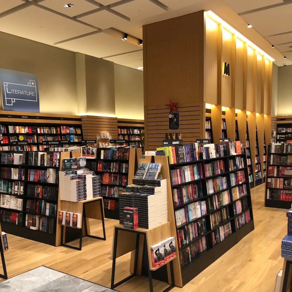 Kinokuniya Abu Dhabi